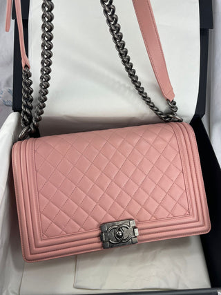 Chanel boy pink